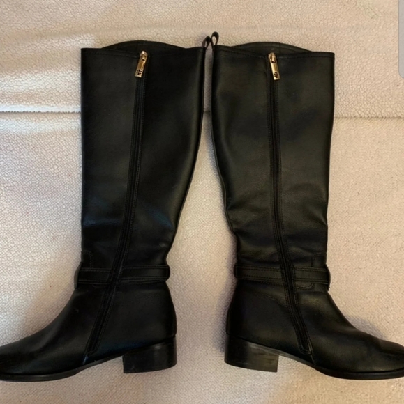 Tory Burch - Picture 2 of 5